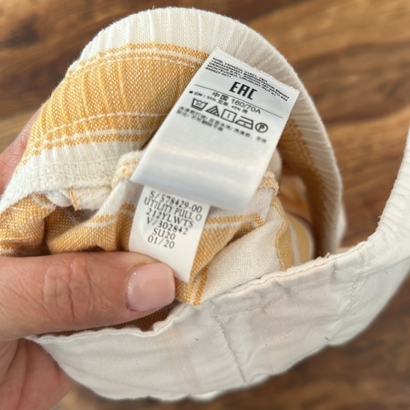 Gap Utility Linen Cotton Blend Short SzS - Picture 5 of 9